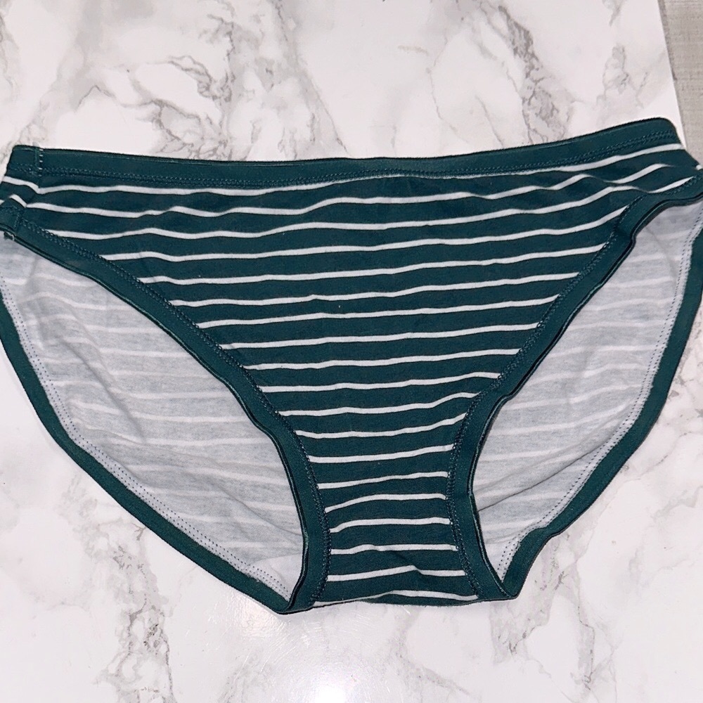 Gap body Striped Bikini Bottoms new without tags organic cotton size small